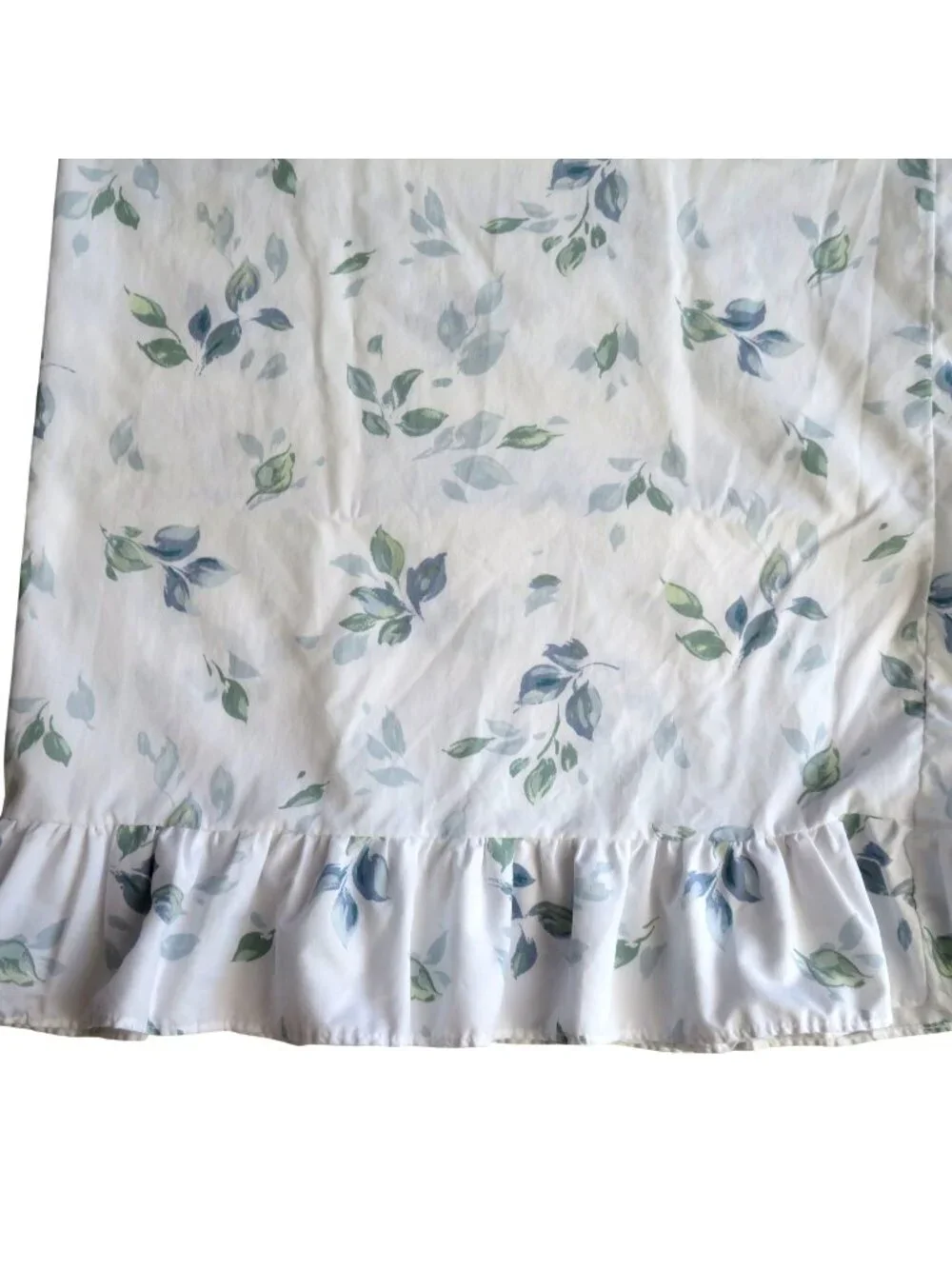 Vintage Wamsutta King Pillowcases Set of 2 Ruffled Edge Floral Percale Cottage